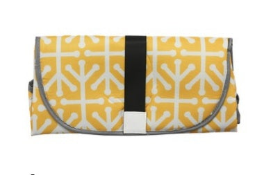 Portable Waterproof Baby Changing Pad - Foldable Travel Diaper Mat with Storage Pockets