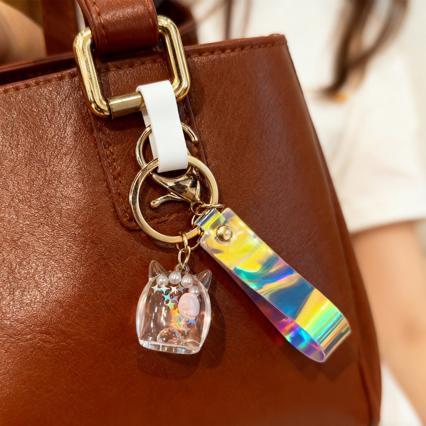 Adorable Floating Glitter Liquid Keychain - Cute Kitten Charm for Keys, Bags & Backpacks