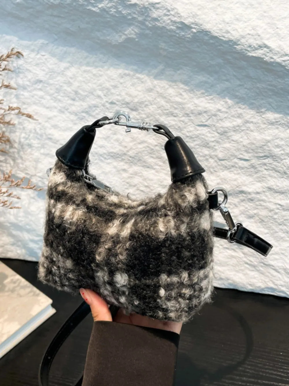 Fuzzy Mini Handbag with Zipper – Chic PU Leather & Polyester Crossbody