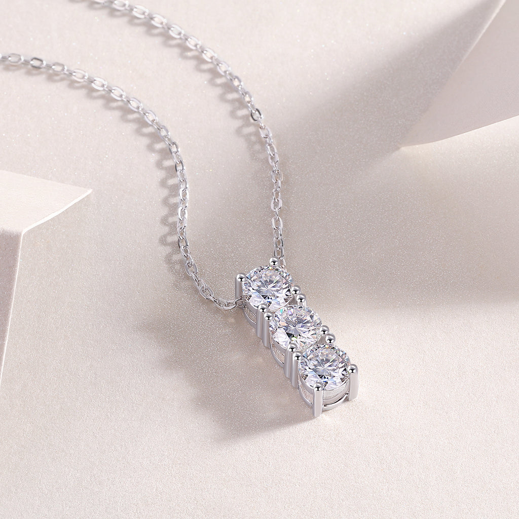 0.5 Carat Moissanite Pendant Necklace – 925 Sterling Silver & Platinum Plated