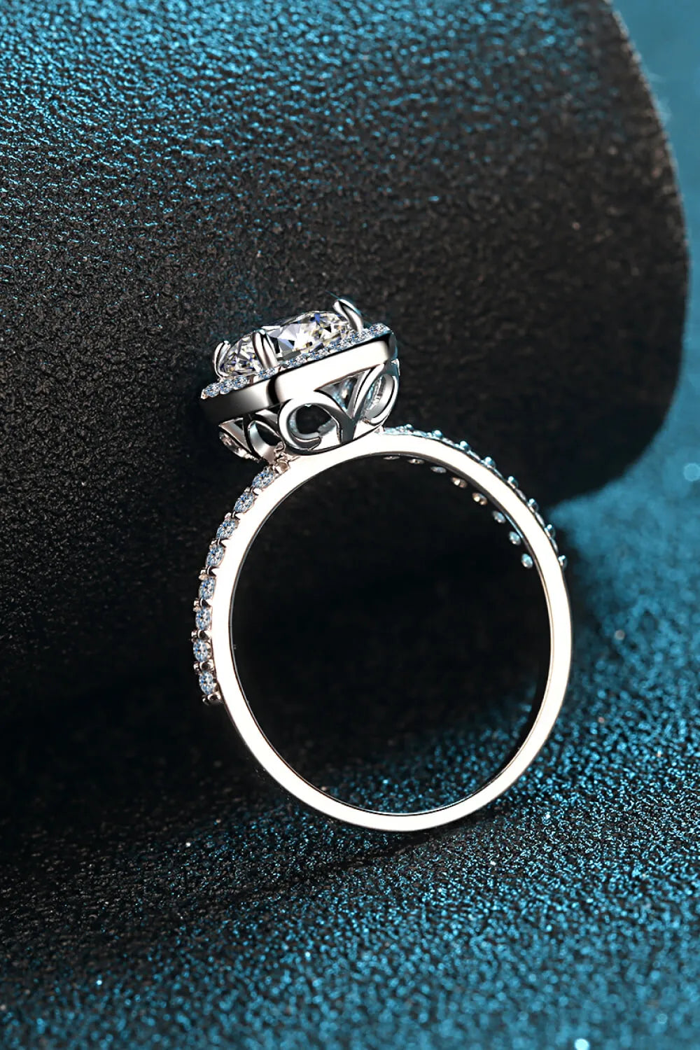 Square Moissanite Ring – 1 Carat 925 Sterling Silver