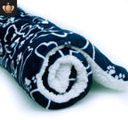 Ultra-Soft Fleece Pet Blanket for Dogs & Cats – Crate, Bed & Travel Mat