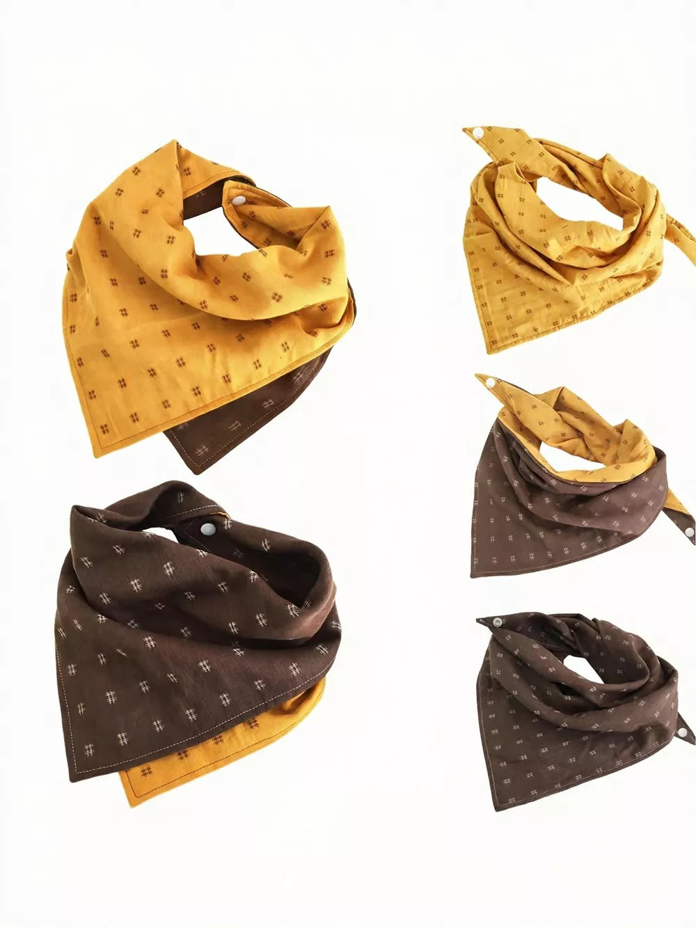 Soft Pet Scarf Bandana – Lightweight Polyester for Dogs & Cats