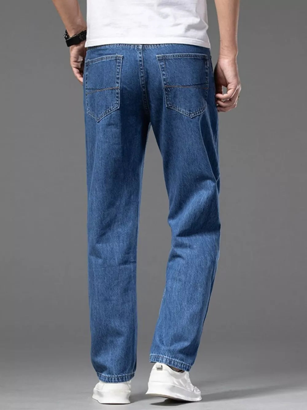 Men's Straight-Leg Jeans – 100% Cotton, Slight Stretch & Pocketed