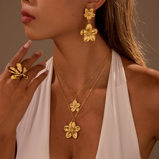 18K Gold Plated Flower Jewelry Set - Necklace, Earrings & Ring