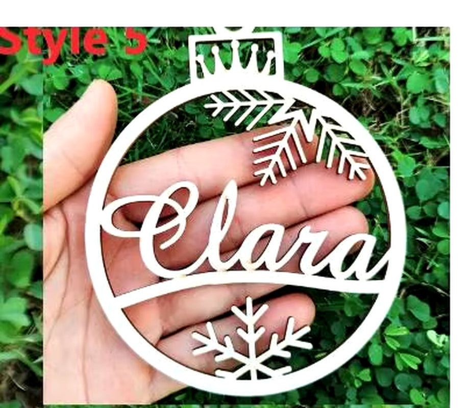 CHRISTMAS Snowflakes Custom Snowflakes Wood Christmas Decoration Pendant ， Laser Cut Name Christmas Ball Christmas Gift