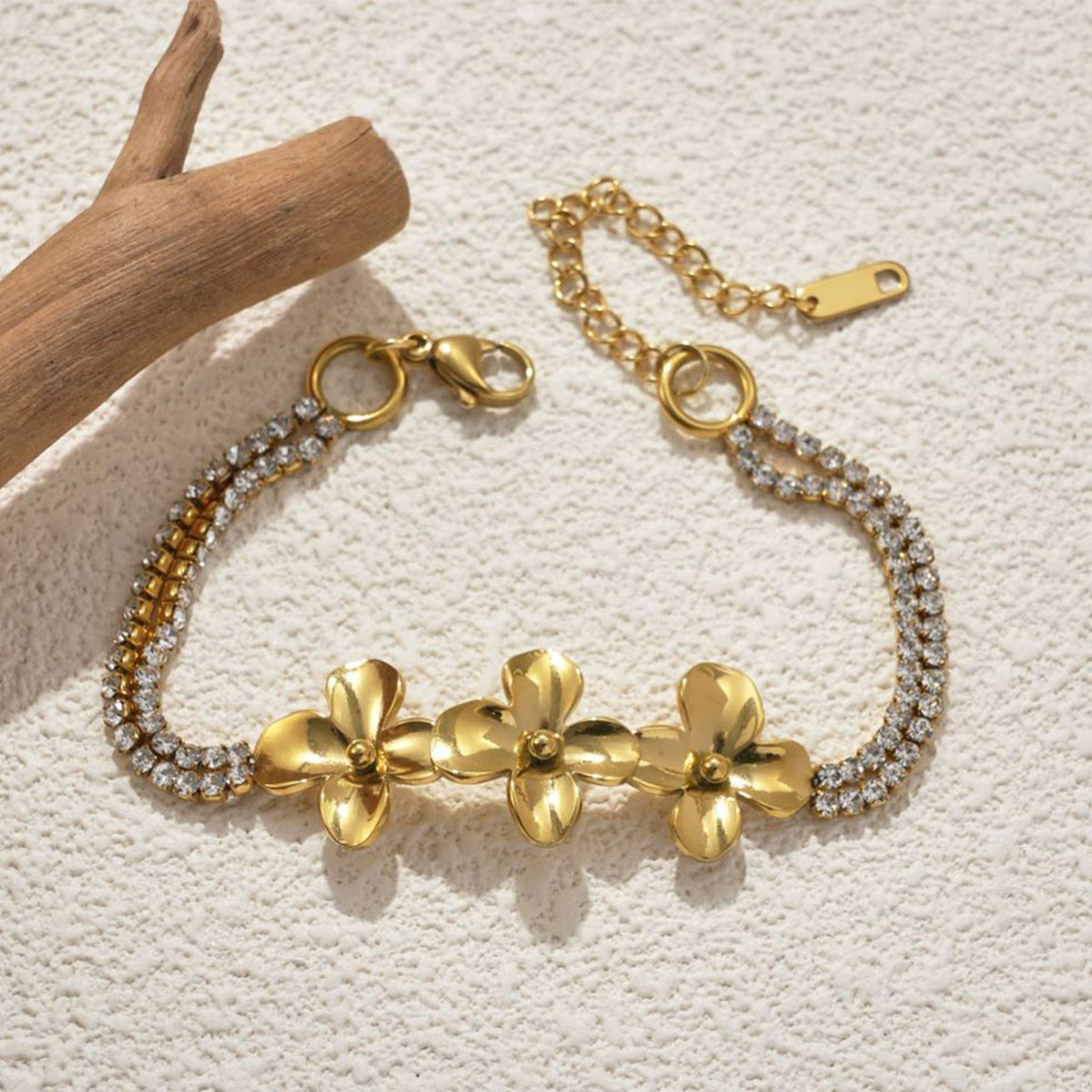 18K Gold Plated Flower Bracelet for Women – Adjustable Stainless Steel Bangle