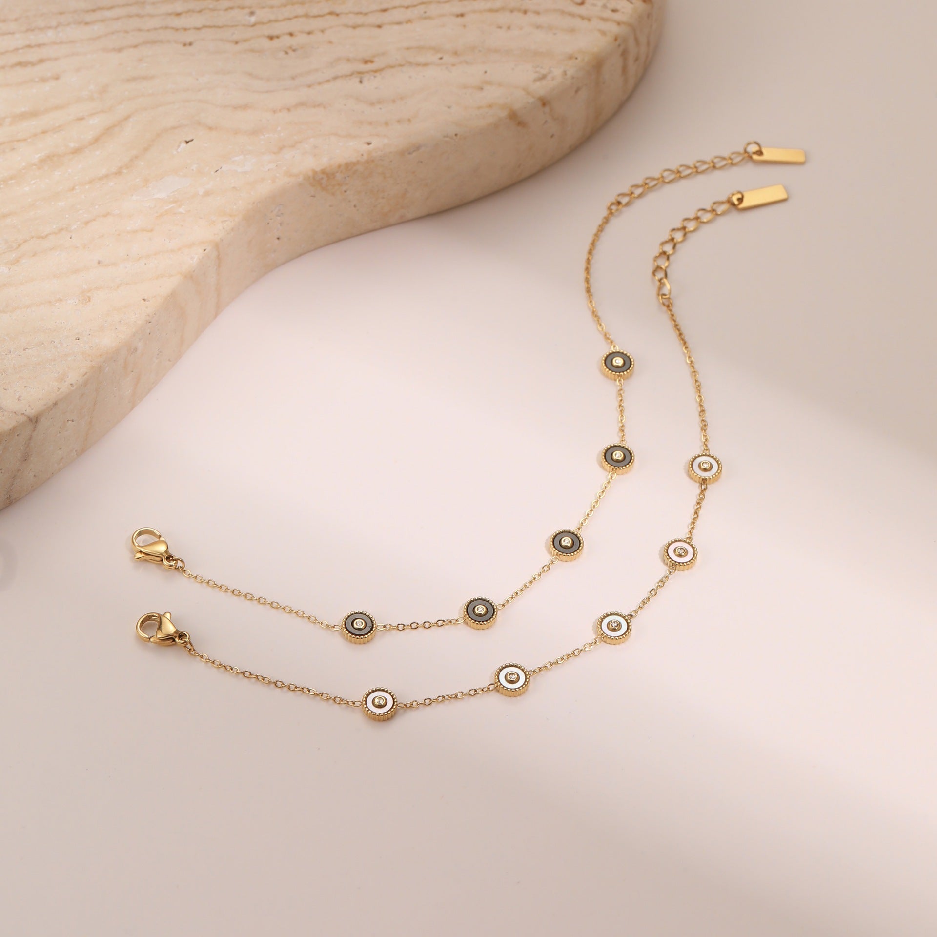 18K Gold-Plated Geometric Stainless Steel Bracelet for Women