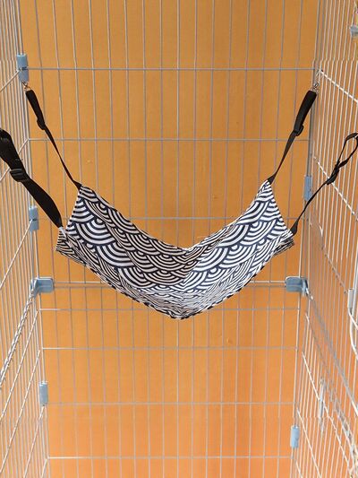 Hanging Pet Hammock with Adjustable Straps – Cozy Perch for Cats & Small Pets