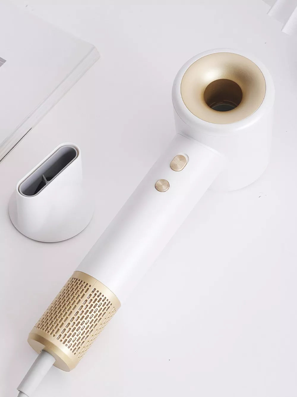 Lightweight High-Speed Hair Dryer – Professional-Grade Airflow in a Compact, Travel-Friendly Design