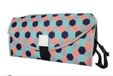 Portable Waterproof Baby Changing Pad - Foldable Travel Diaper Mat with Storage Pockets