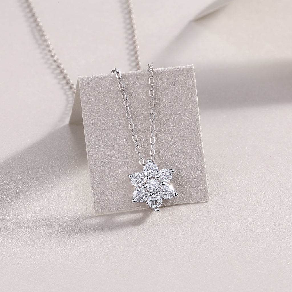 Snowflake Moissanite Pendant Necklace | S925 Sterling Silver & Platinum Plating