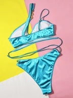 Chain Detail Crisscross Bikini Set – Two-Piece Swimsuit