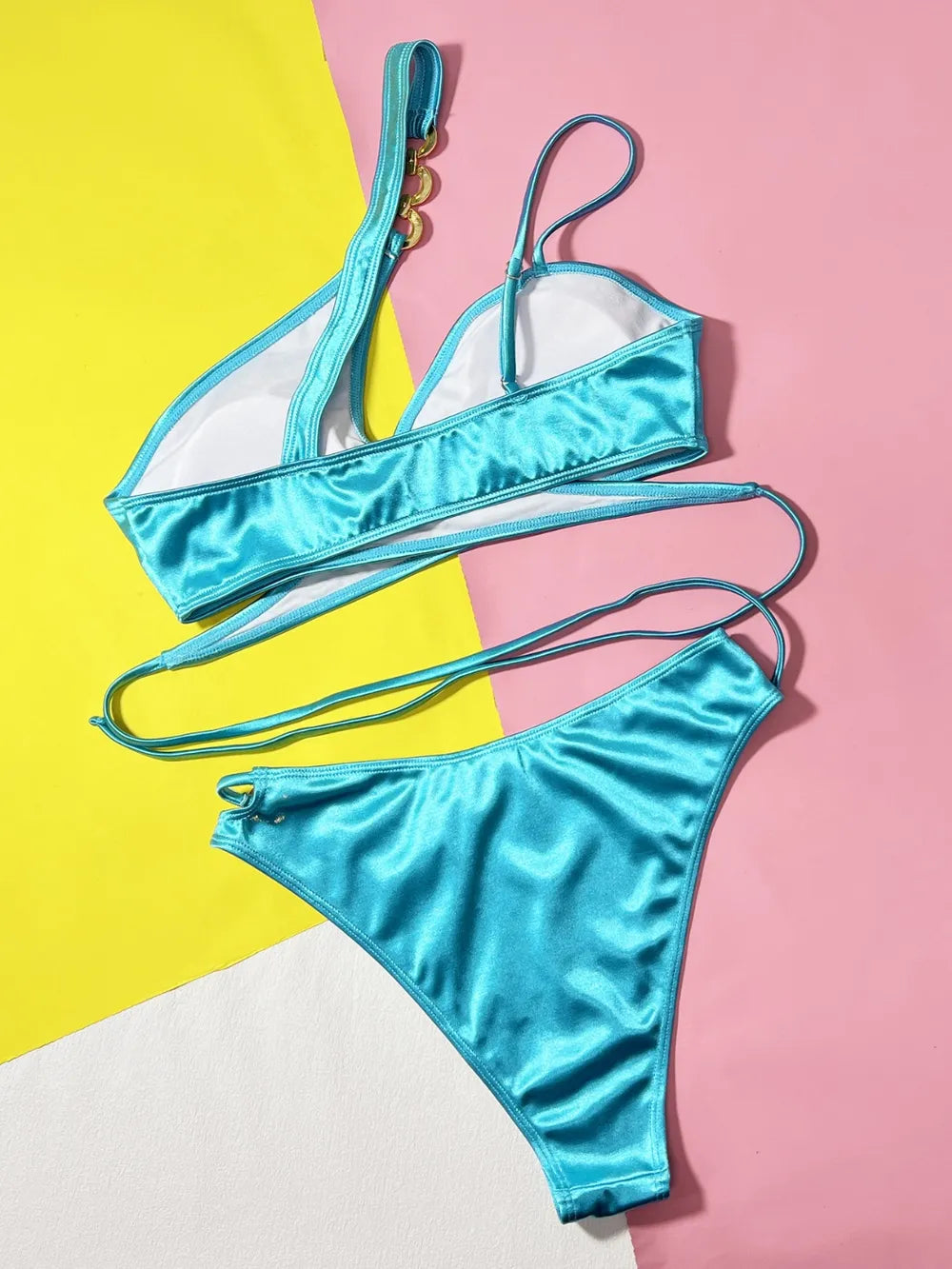 Chain Detail Crisscross Bikini Set – Two-Piece Swimsuit