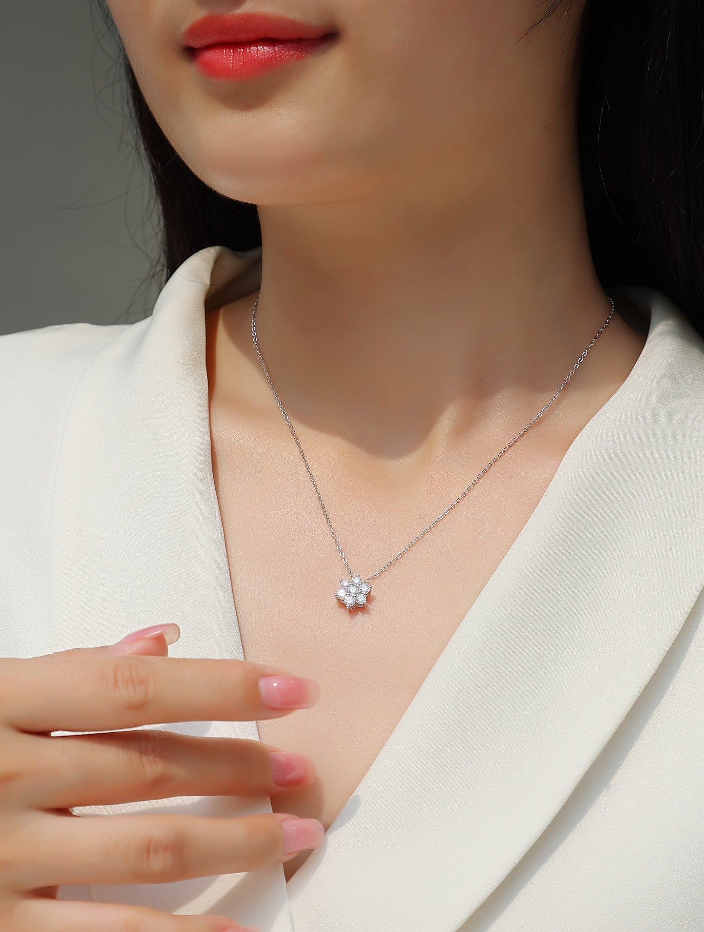 Snowflake Moissanite Pendant Necklace | S925 Sterling Silver & Platinum Plating