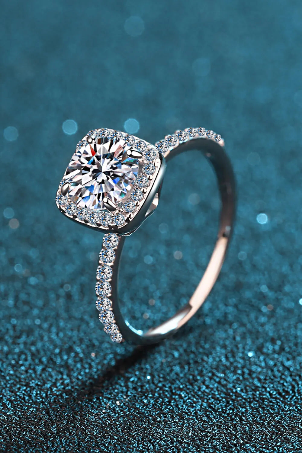 Square Moissanite Ring – 1 Carat 925 Sterling Silver