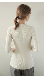 Women’s Ribbed Turtleneck Sweater – Slim Fit Knit Long Sleeve Pullover Top (Autumn/Winter)