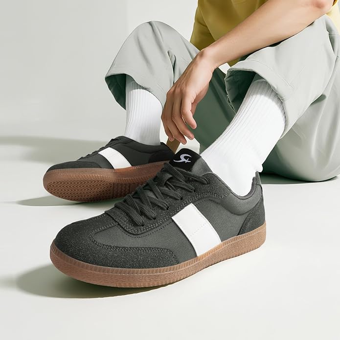Rihero Men's Retro Fashion Sneakers – Lace-Up, Non-Slip TPR Sole & Breathable Mesh