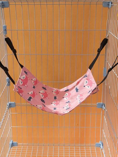 Hanging Pet Hammock with Adjustable Straps – Cozy Perch for Cats & Small Pets