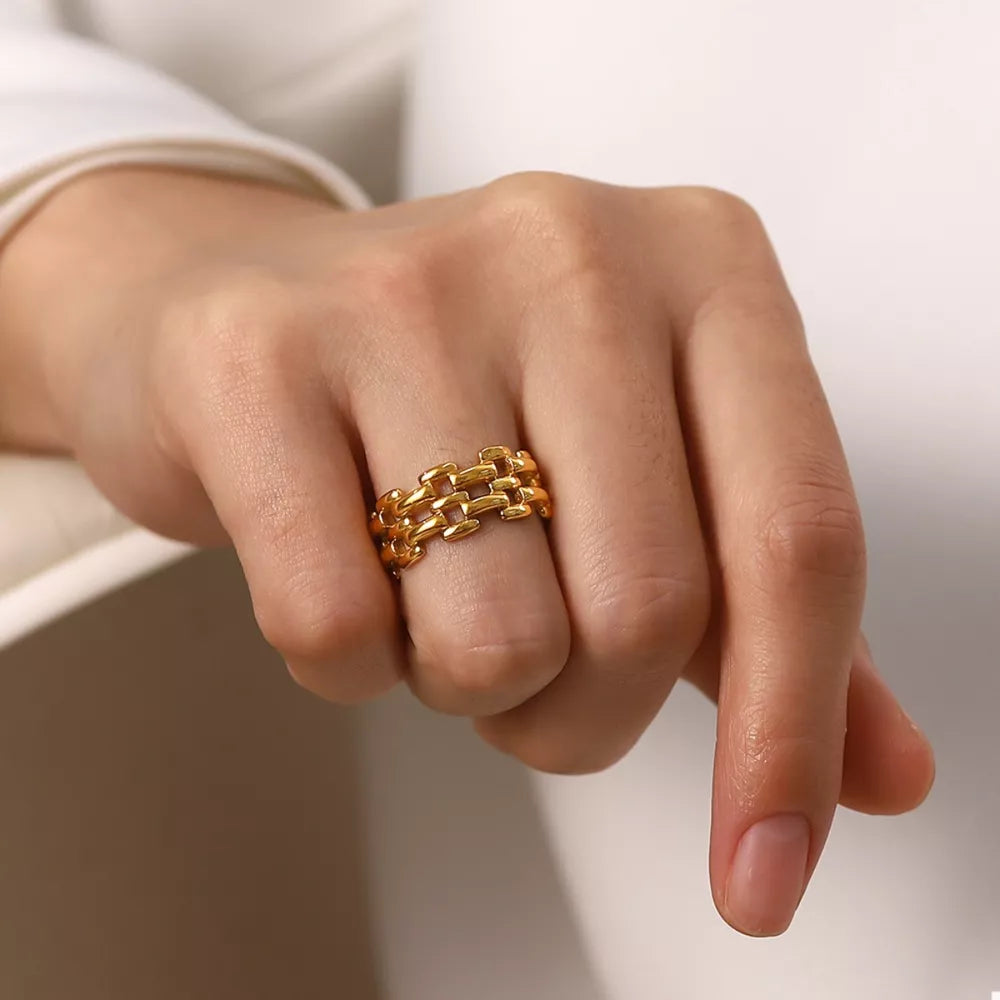 18K Gold-Plated Cutout Ring | Stainless Steel | Sizes 6, 7 & 8