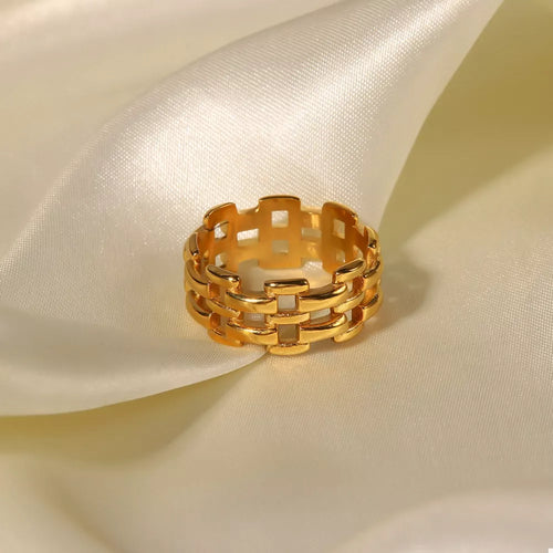 18K Gold-Plated Cutout Ring | Stainless Steel | Sizes 6, 7 & 8