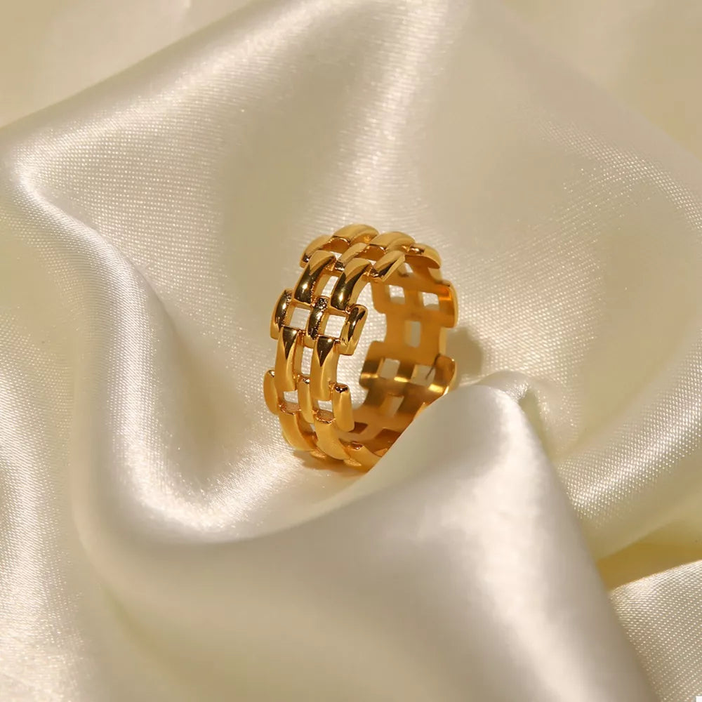 18K Gold-Plated Cutout Ring | Stainless Steel | Sizes 6, 7 & 8