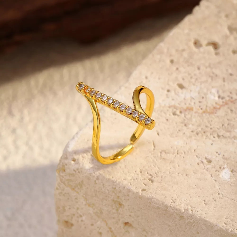Irregular Rhinestone Statement Ring – 18K Gold & Silver Plated